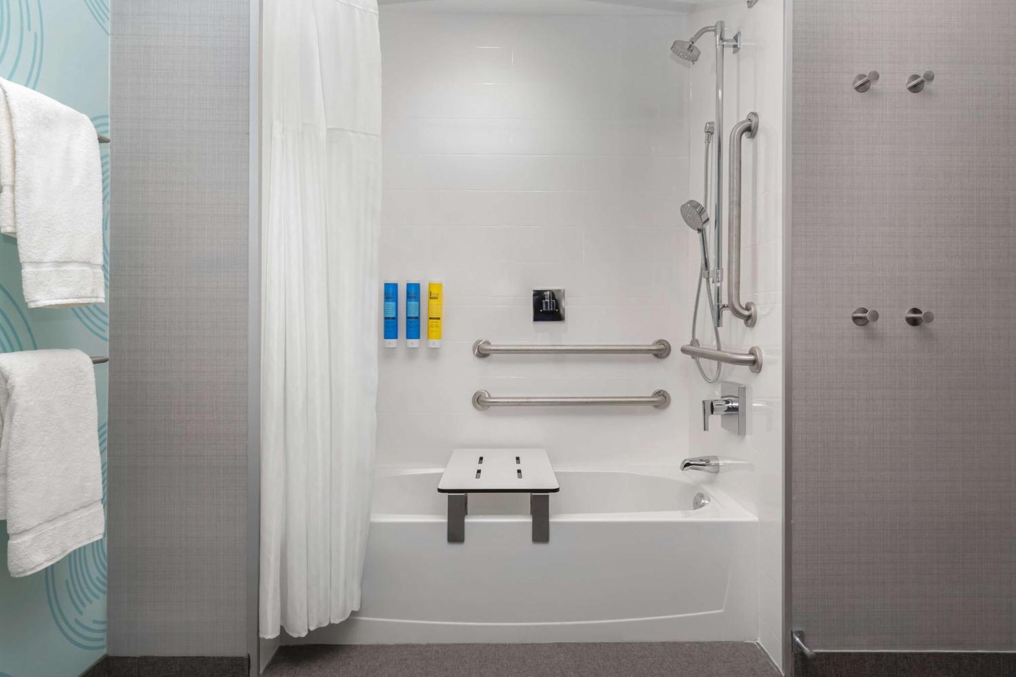 Tru By Hilton Bracebridge, On Otel Dış mekan fotoğraf